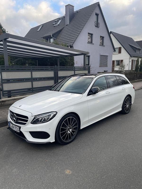Gebraucht Mercedes C250 204 PS (150 kW) 2018 Weiß Kombi