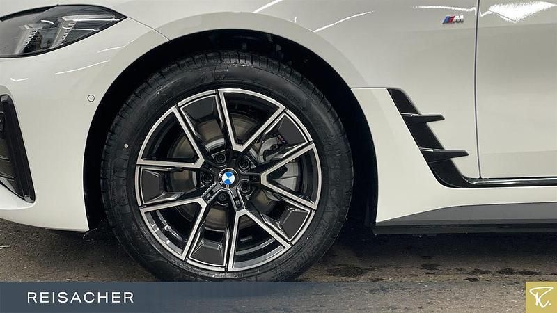 Neu BMW i4 Performance 210 kW (286 PS) 2025 Weiß Limousine