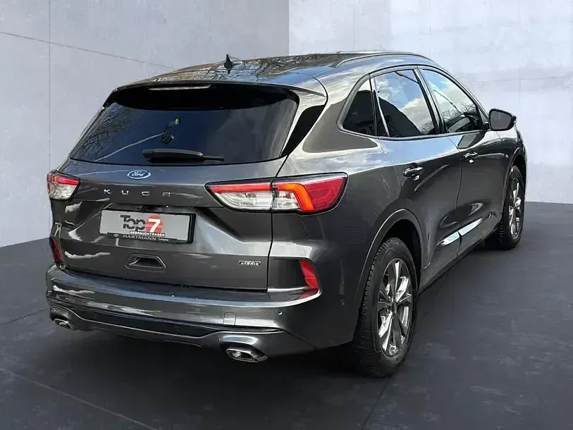 Gebraucht Ford Kuga ST-Line 225 PS (165 kW) 2022 Magneticgrau (metallic) SUV