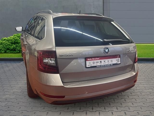 Gebraucht Skoda Octavia Style 150 PS (110 kW) 2018 Beige Kombi