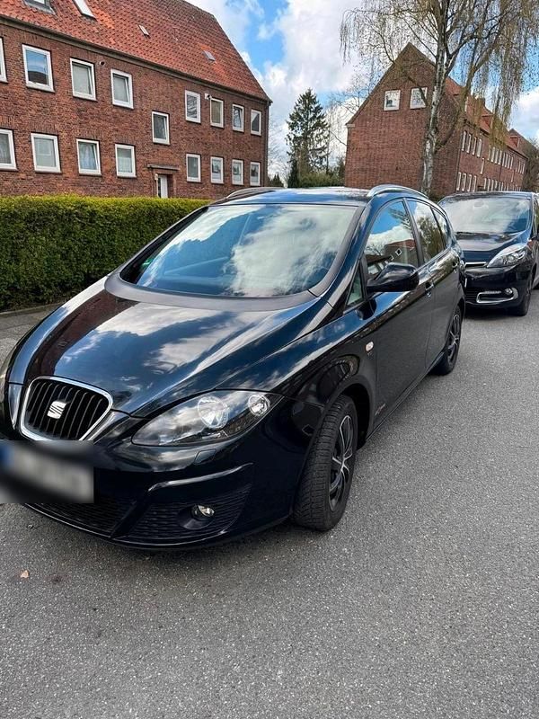 Gebraucht Seat Altea XL 140 PS (102 kW) 2012 Schwarz Van / Kleinbus