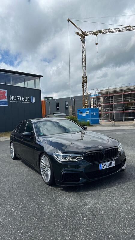 Schwarz Gebraucht 2017 BMW M550 Limousine | 39.000 € (Fairer Preis) - Bild 1/4