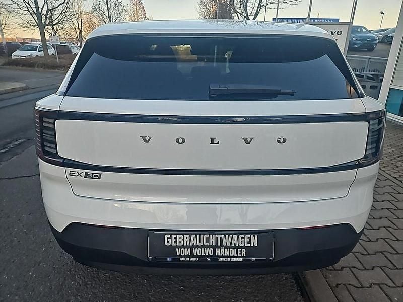 Gebraucht Volvo EX30 Core 200 kW (272 PS) 2025 Weiß SUV