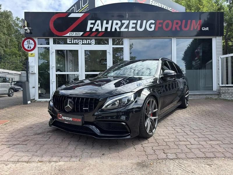 Schwarz Gebraucht 2016 Mercedes C63 AMG AMG Kombi | 37.700 € (Fairer Preis) - Bild 1/4