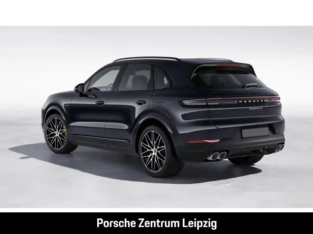 Usata Porsche Cayenne S E-Hybrid 519 CV (381 kW) 2025 Nero SUV