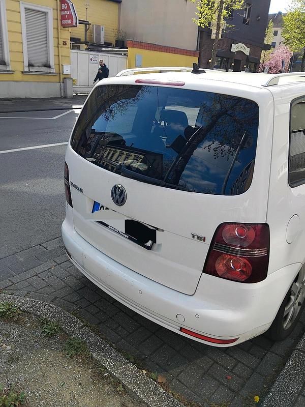 Gebraucht VW Touran R-line 140 PS (102 kW) 2010 Weiß Van / Kleinbus