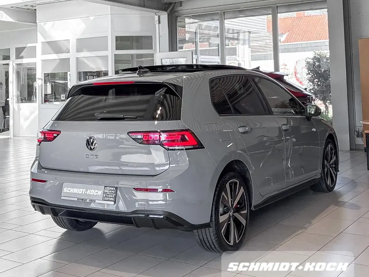 Gebraucht VW Golf VIII GTE 272 PS (200 kW) 2025 Grau Limousine