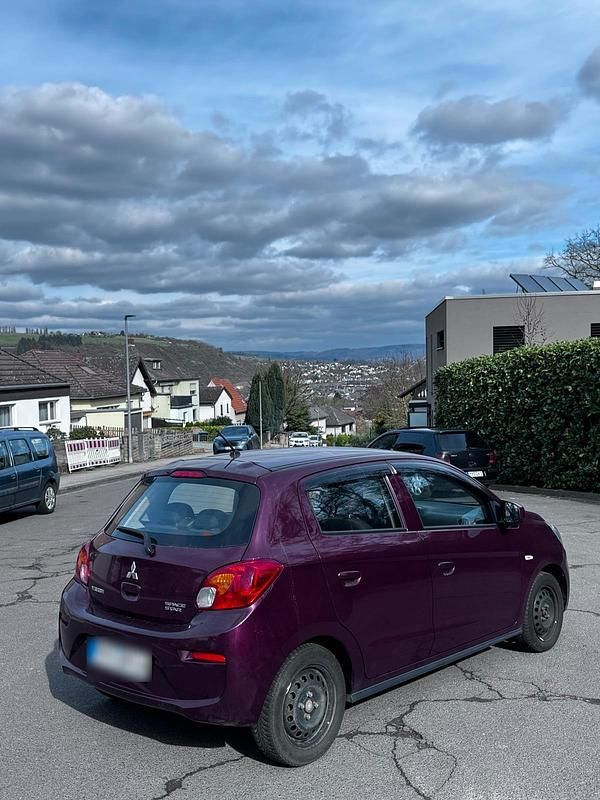 Gebraucht Mitsubishi Space Star 71 PS (52 kW) 2019 Rot Kleinwagen