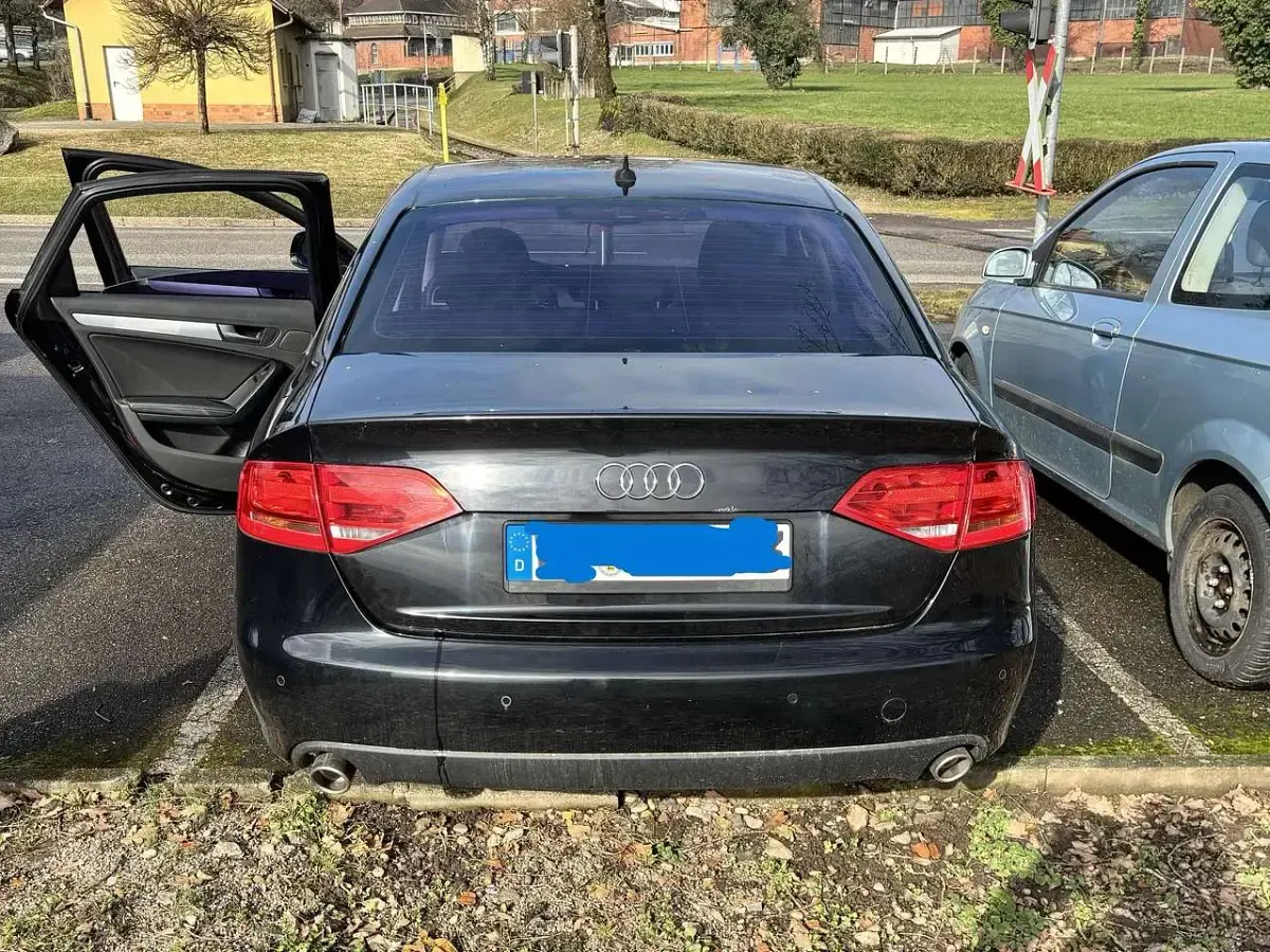 Gebraucht Audi A4 181 PS (133 kW) 2008 Schwarz Limousine