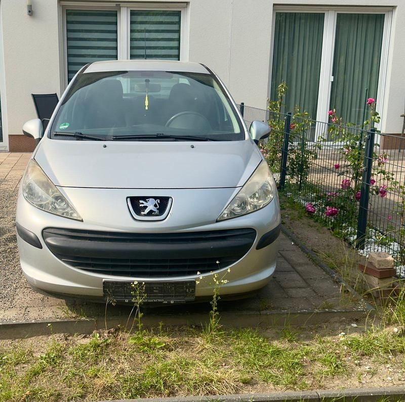 Silber Gebraucht 2006 Peugeot 207 Kleinwagen | 1.299 € (Superpreis) - Bild 1/4