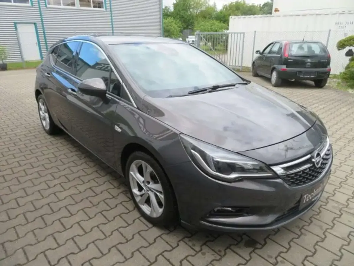 Gebraucht Opel Astra 125 PS (91 kW) 2016 Grau Limousine