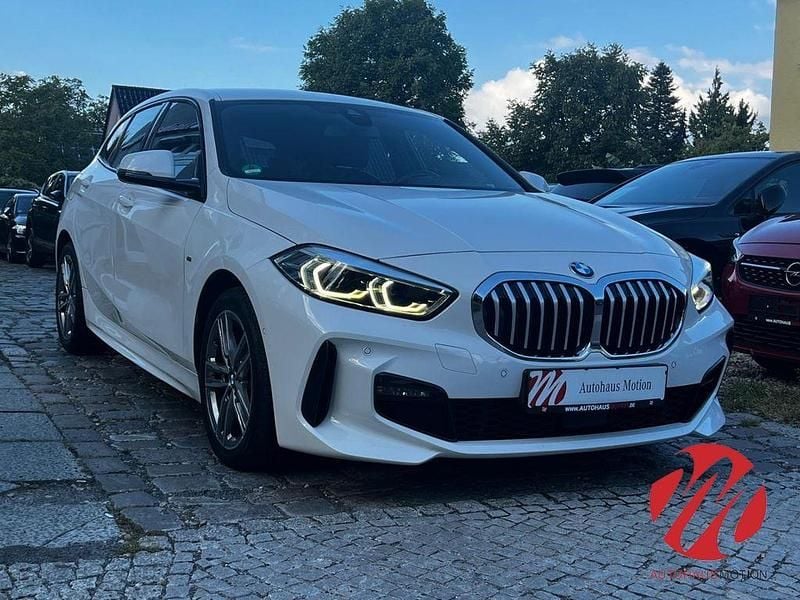 Gebraucht BMW 118 M Sport 150 PS (110 kW) 2024 Alpinweiss iii Kleinwagen