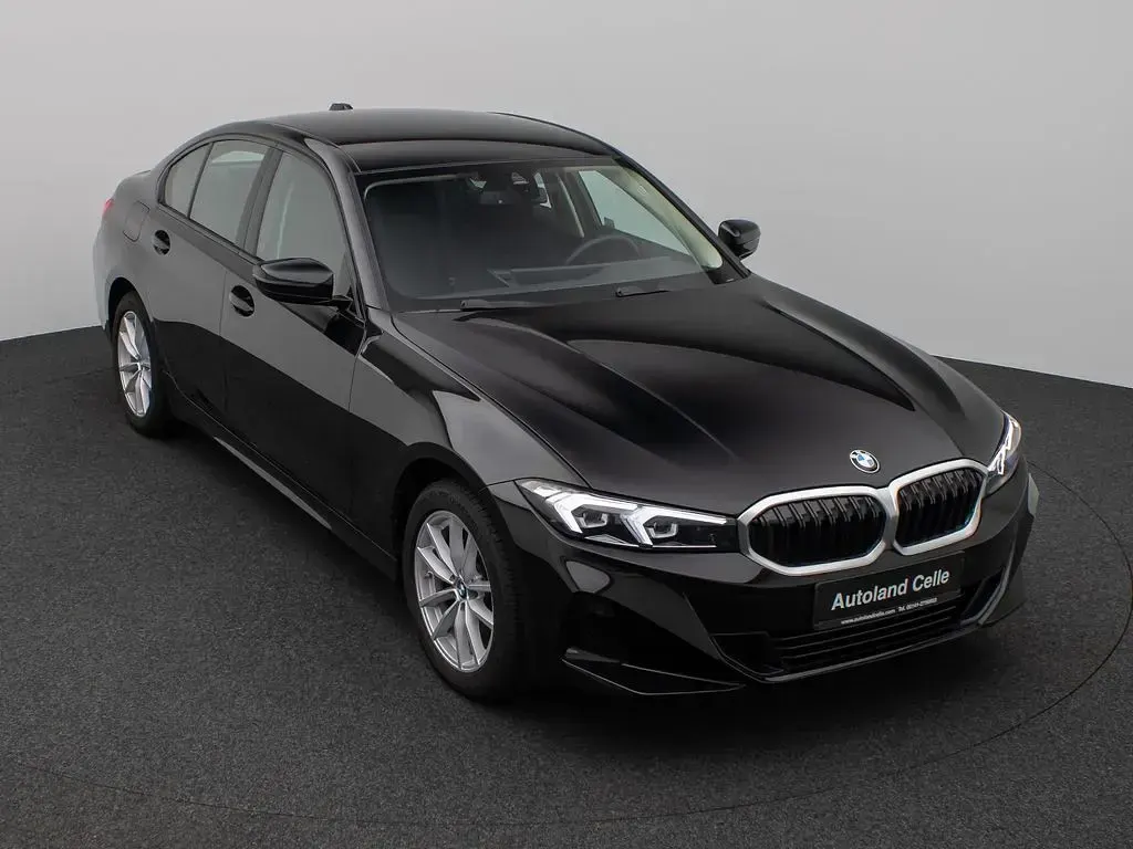 Gebraucht BMW 318 Sport Line 156 PS (114 kW) 2024 Schwarz 2668schwarz Limousine