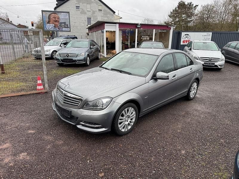 Second-hand Mercedes C200 Elegance 184 CP (135 kW) 2012 Gri Berlinǎ