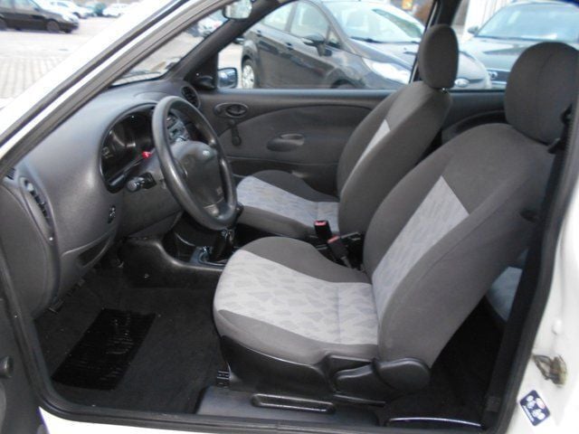 Gebraucht Ford Fiesta 75 PS (55 kW) 2000 Weiß Kleinwagen