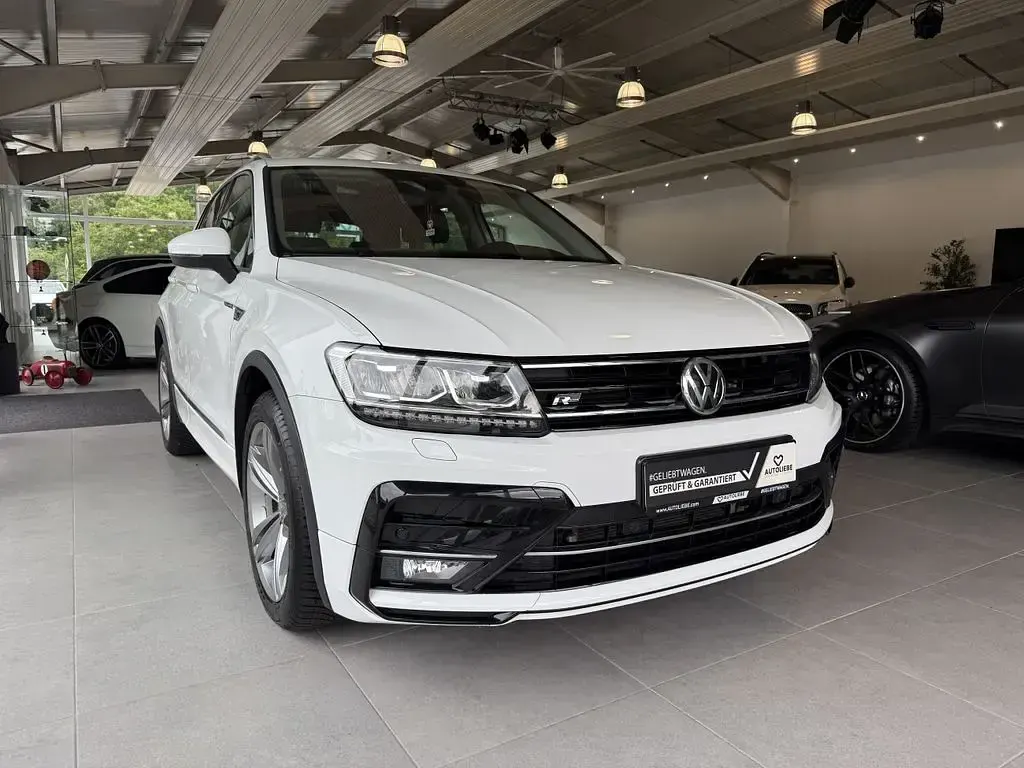 Gebraucht VW Tiguan Highline 150 PS (110 kW) 2020 Weiß SUV