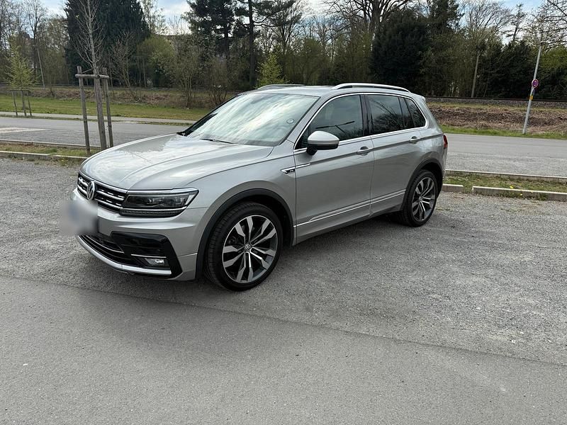 Gebraucht VW Tiguan R-line 239 PS (175 kW) 2018 SUV