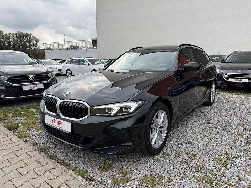 Schwarz Gebraucht 2023 BMW 320 Kombi | 25.999 € (Guter Preis) - Bild 1/4