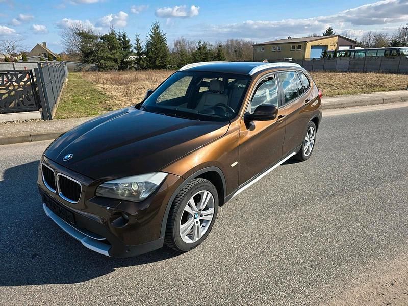 Gebraucht BMW X1 177 PS (130 kW) 2012 Braun SUV