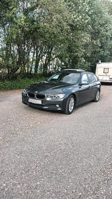 Grau Gebraucht 2014 BMW 320 Kombi | 8.300 € (Superpreis) - Bild 1/4