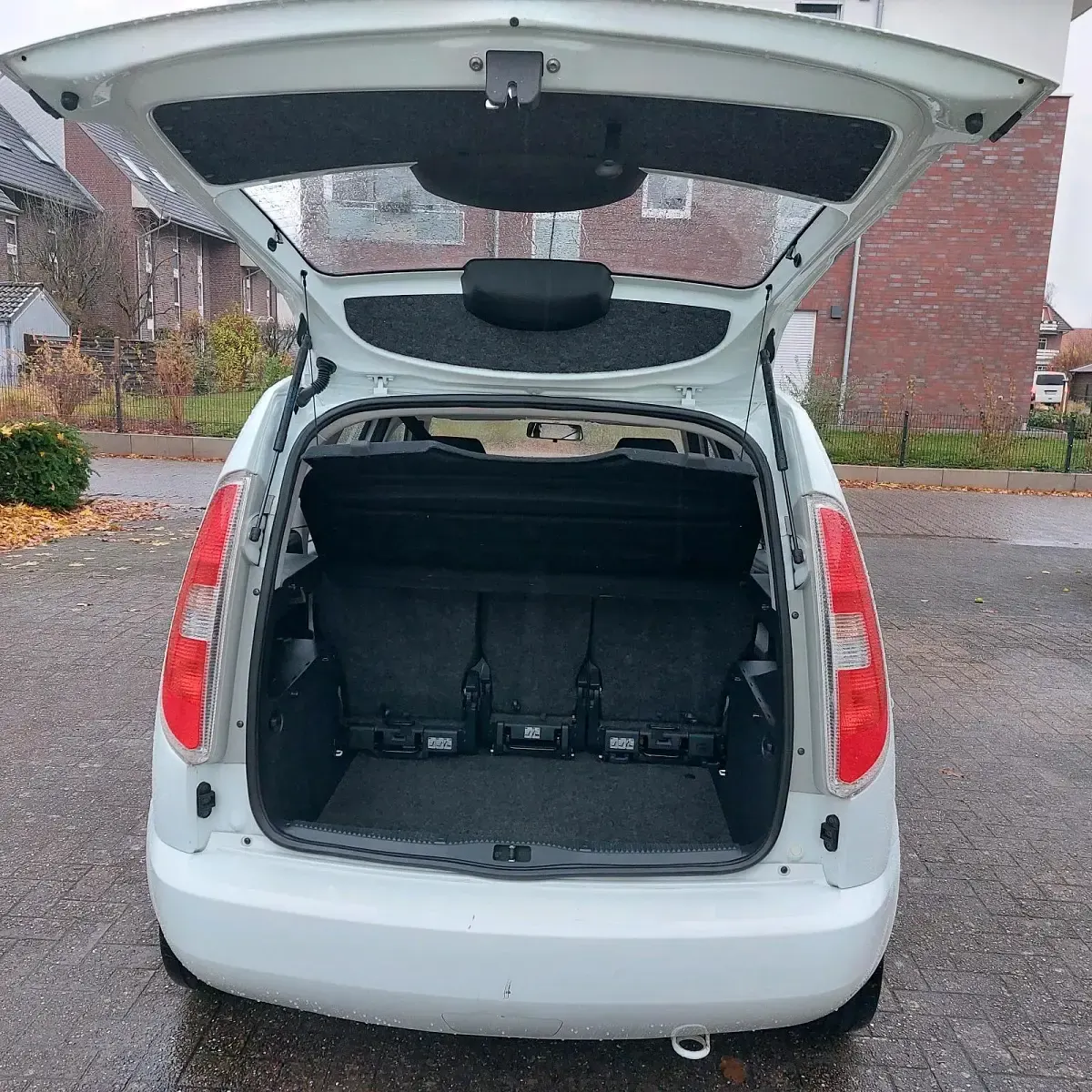 Gebraucht Skoda Roomster 75 PS (55 kW) 2015 Weiß Van / Kleinbus