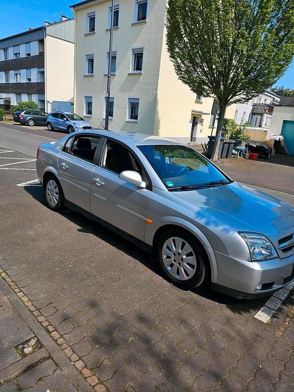 Gebraucht Opel Vectra 122 PS (89 kW) 2003 Silber Limousine