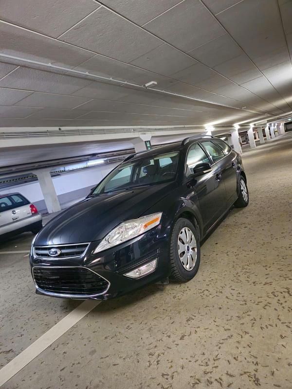 Schwarz Gebraucht 2010 Ford Mondeo Kombi | 4.600 € (Fairer Preis) - Bild 1/4