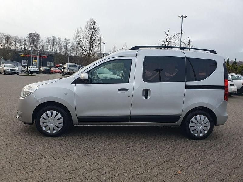 Gebraucht Dacia Dokker 102 PS (75 kW) 2016 Silber Van / Kleinbus