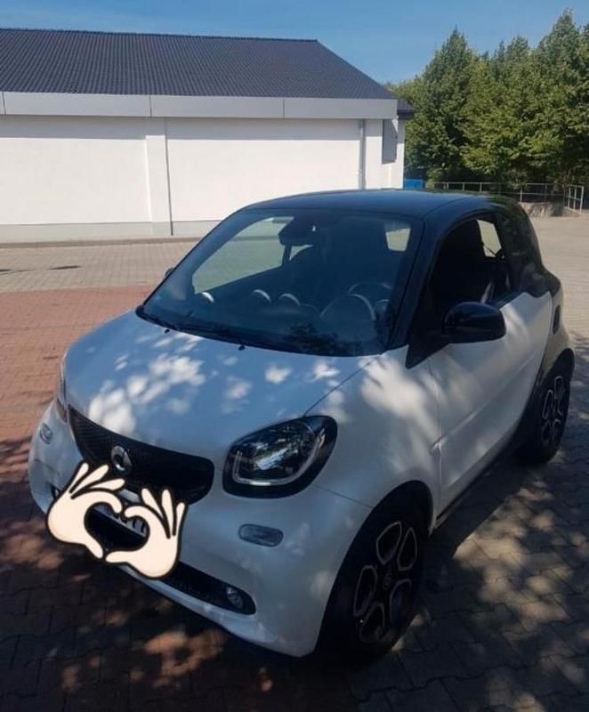 Weiß Gebraucht 2014 Smart ForTwo Coupé Coupé | 6.990 € (Fairer Preis) - Bild 1/4