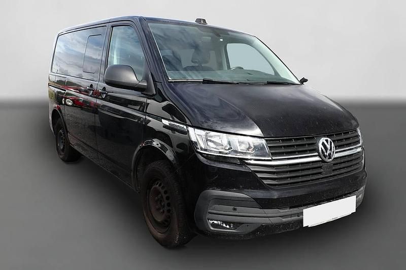 Gebraucht VW Caravelle Trendline 150 PS (110 kW) 2021 Schwarz Van / Kleinbus