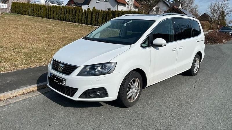 Gebraucht Seat Alhambra Style 150 PS (110 kW) 2020 Weiß Van / Kleinbus