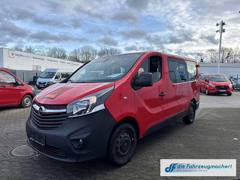 Gebraucht Opel Vivaro 90 PS (66 kW) 2015 Rot Van / Kleinbus