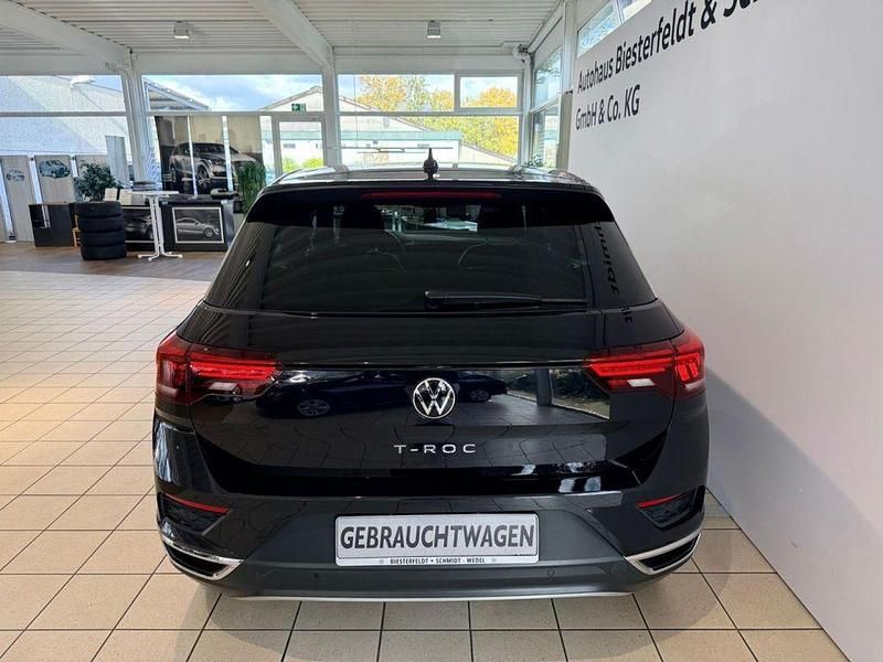 Gebraucht VW T-Roc Sportline 150 PS (110 kW) 2021 Deep black perleffekt (metallic) SUV