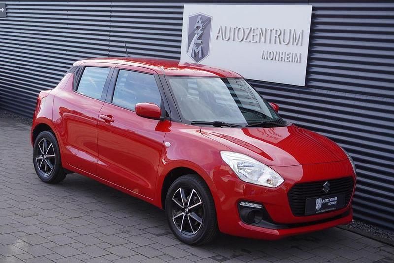 Gebraucht Suzuki Swift 90 PS (66 kW) 2018 Rot Kleinwagen