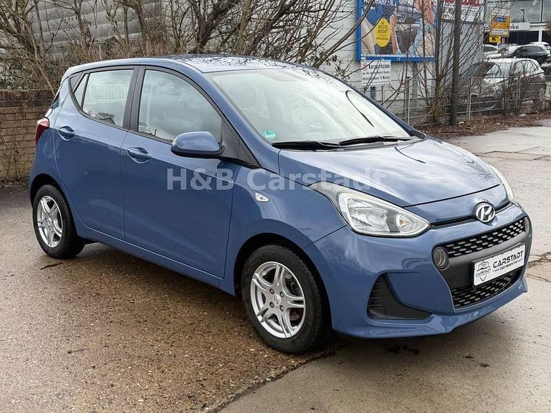 Gebraucht Hyundai i10 87 PS (63 kW) 2017 Blau Kleinwagen