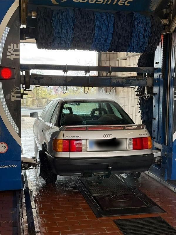 Second-hand Audi 80 90 CP (66 kW) 1990 Argintiu Berlinǎ