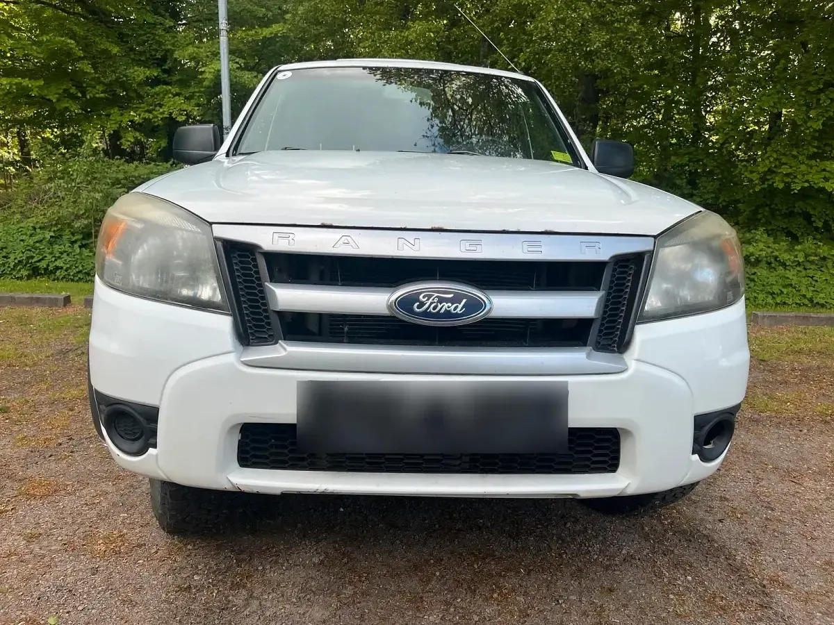 Gebraucht Ford Ranger 143 PS (105 kW) 2010 Weiß Pickup