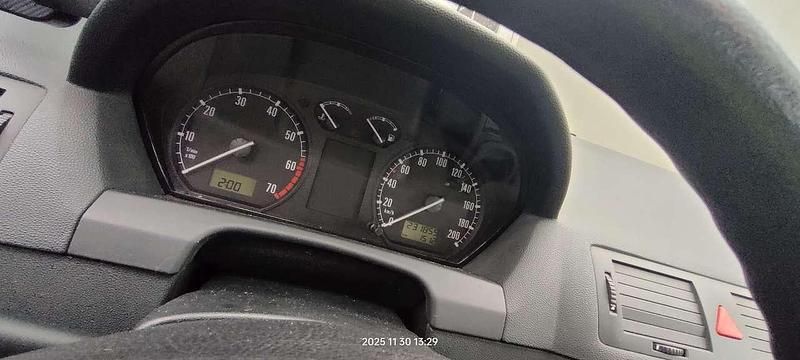 Gebraucht Skoda Fabia Comfort 75 PS (55 kW) 2002 Limousine