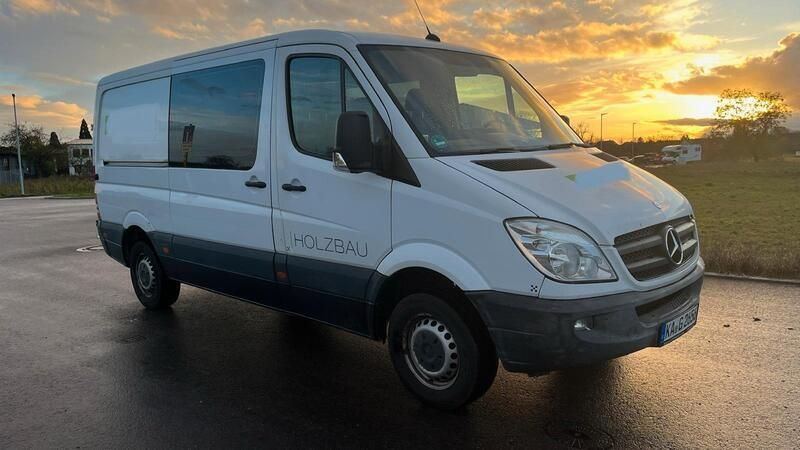 Weiß Gebraucht 2025 Mercedes Sprinter Van | 6.900 € - Bild 1/4