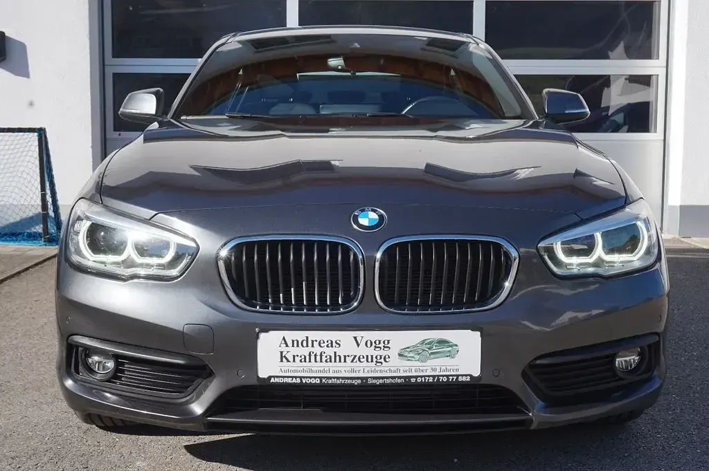 Gebraucht BMW 116 Advantage 116 PS (85 kW) 2019 Mineralgrau metallic Kleinwagen