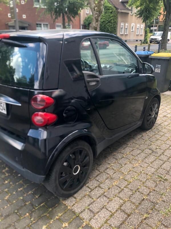 Schwarz Gebraucht 2008 Smart ForTwo Coupé Coupé | 2.400 € (Fairer Preis) - Bild 1/4