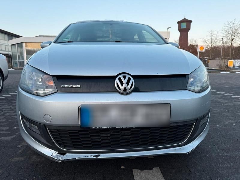 Gebraucht VW Polo 75 PS (55 kW) 2013 Grau Kleinwagen