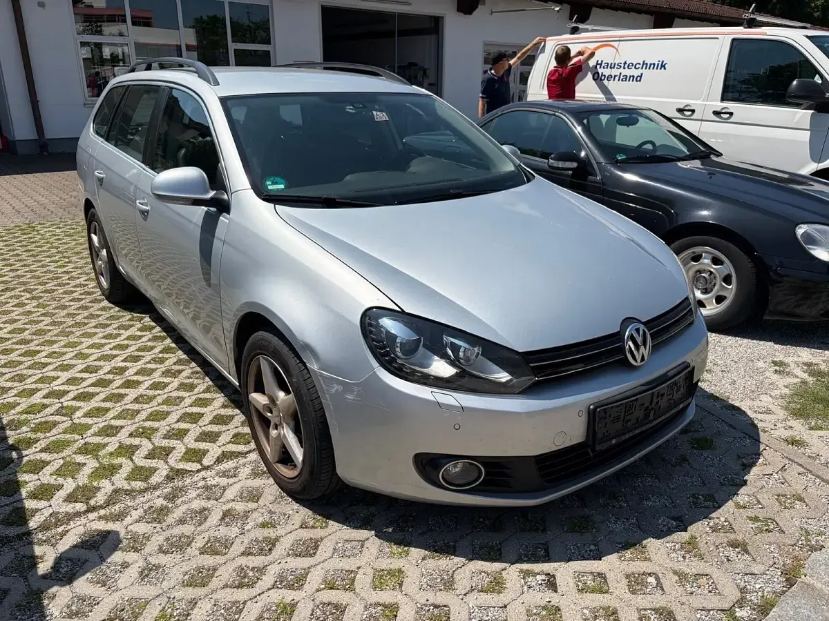 Gebraucht VW Golf VI Highline 140 PS (102 kW) 2011 Silber Kombi