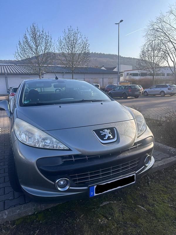 Silber Gebraucht 2008 Peugeot 207 CC Cabrio | 2.000 € (Superpreis) - Bild 1/4