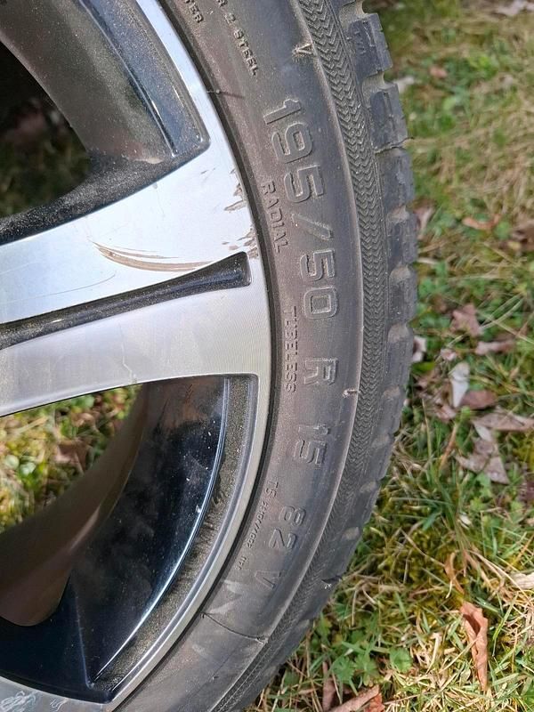 Gebraucht VW Polo 54 PS (39 kW) 2004 Grau Kleinwagen