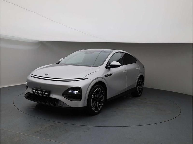 Neu XPENG G6 AWD Performance 358 kW (487 PS) 2026 Silber frost silver SUV