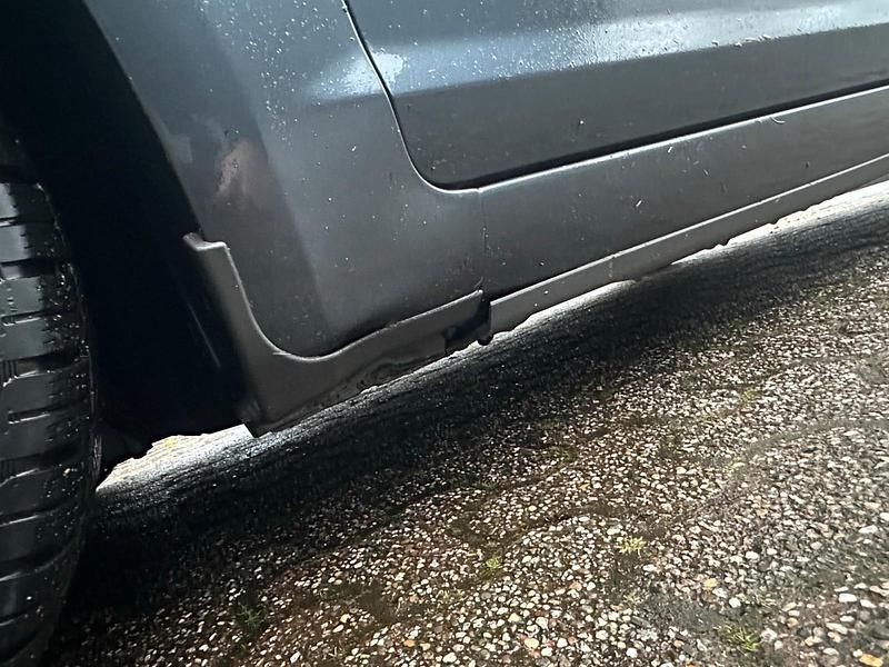 Gebraucht Ford C-MAX 109 PS (80 kW) 2010 Grau Van / Kleinbus