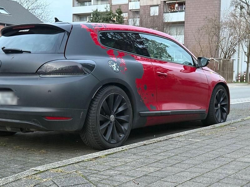 Gebraucht VW Scirocco 122 PS (89 kW) 2011 Rot Coupé