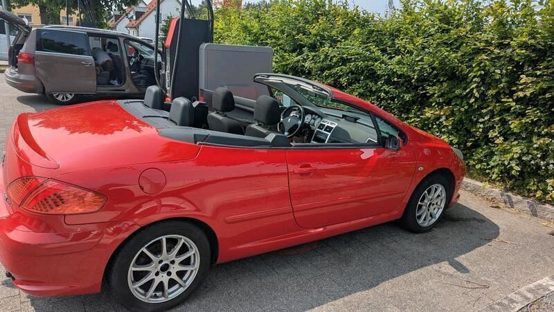 Rot Gebraucht 2007 Peugeot 307 CC Cabrio | 2.150 € (Guter Preis) - Bild 1/4
