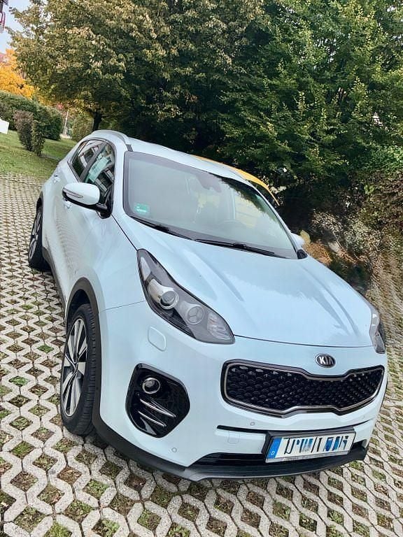 Weiß Gebraucht 2017 Kia Sportage Spirit SUV | 14.500 € (Guter Preis) - Bild 1/4